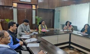 स्वास्थ्य मंत्री डॉ0 रावत ने सचिवालय स्थित वीर चन्द्र सिंह गढ़वाली सभागार में बोर्ड की पहली बैठक ली।