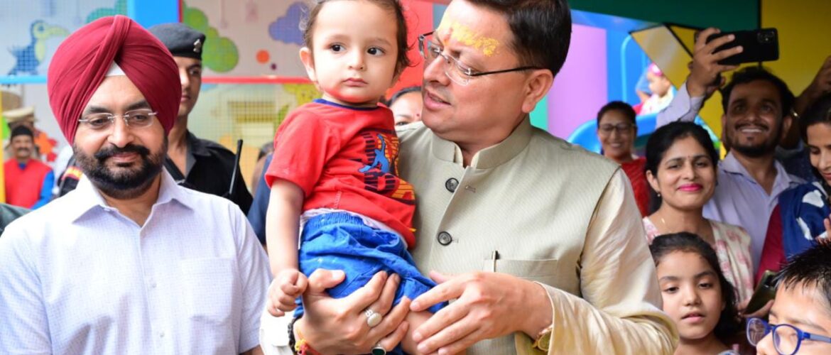 मुख्यमंत्री पुष्कर सिंह धामी ने कहा कि सचिवालय में कार्मिकों के बच्चों के लिए क्रेच की यह अच्छी सुविधा दी गई है।