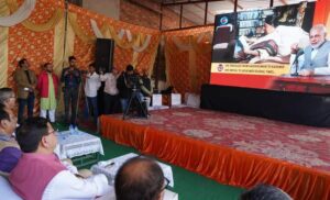 मुख्यमंत्री धामी ने पटेलनगर में प्रधानमंत्री मोदी के मन की बात कार्यक्रम का 106वां संस्करण सुना
