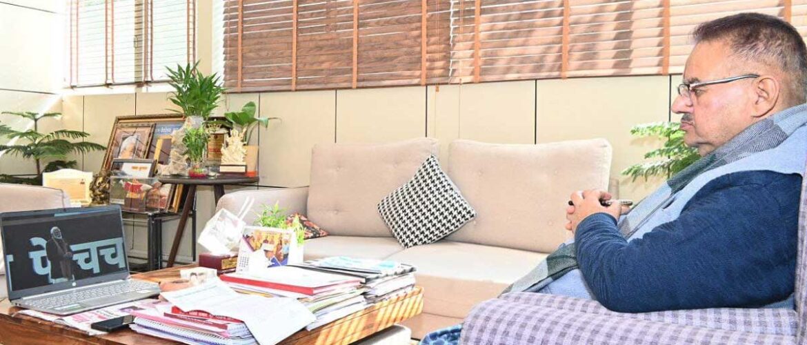 कैबिनेट मंत्री गणेश जोशी ने प्रधानमंत्री की “परीक्षा पे चर्चा” कार्यक्रम को सुना