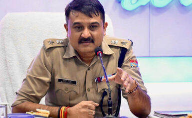 प्रभारी निरीक्षक कोतवाली विकासनगर हुये कार्यालय अटैच