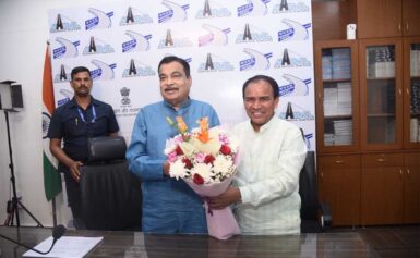 श्रीनगर में एलिवेटेड रोड़ निर्माण को केन्द्रीय मंत्री की हरी झंडी