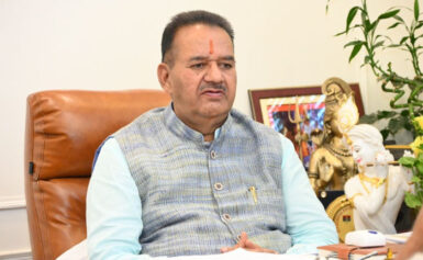 कृषि मंत्री ने पर्यटकों की आवाजाही में आ रही बाधाओं का लिया संज्ञान