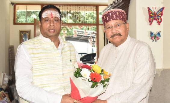 चारधाम यात्रा पर आने वाले श्रृद्धालुओं के सत्कार का विशेष रूप से ध्यान रखा जाए : महाराज