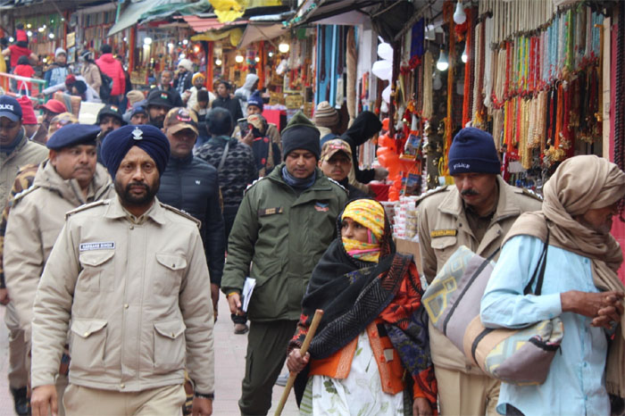 पुष्कर कुंभ में आने वाले श्रद्धालुओं की यात्रा को सुरक्षित बनाना हमारी प्राथमिकता : सिंह