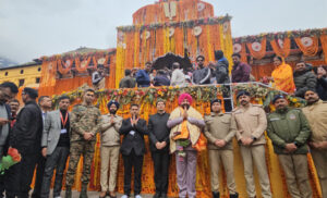 राज्यपाल ने की भगवान बदरी विशाल की पूजा-अर्चना