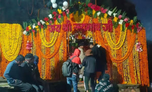 श्रद्धालुओं के दर्शनार्थ खुले चतुर्थ केदार श्री रुद्रनाथ मंदिर के कपाट