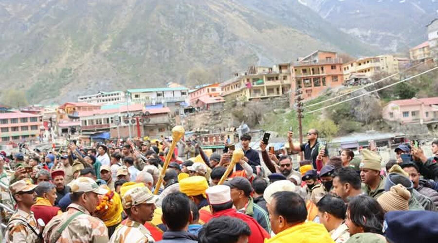 भगवान नारायण के प्रतिनिधि की उत्सव डोली सकुशल श्री बद्रीनाथ धाम पहुँची