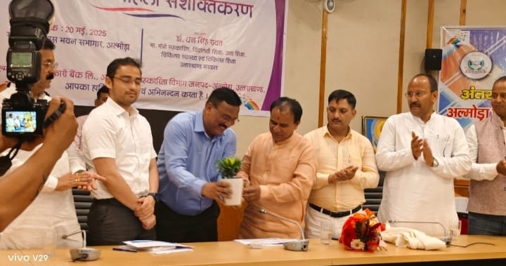 महिला सशक्तिकरण के बिना विकसित राष्ट्र की संकल्पना अधूरी: डॉ धन सिंह रावत