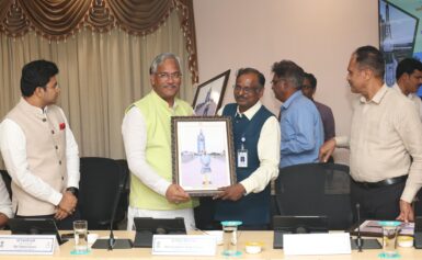 गगनयान की तैयारी से भारत आत्मनिर्भर और अग्रणी अंतरिक्ष राष्ट्र की ओर अग्रसर: त्रिवेन्द्र
